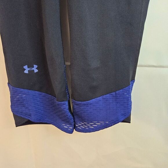 Under Armour Running Capri size x small - Picture 2 of 8